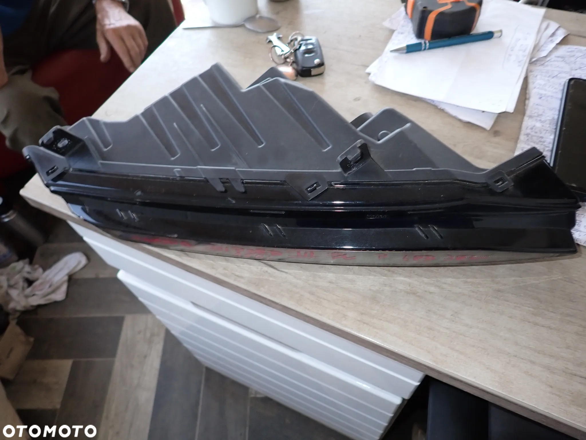 SKODA SUPERB III FL HALOGEN DRL PRAWY PRZÓD - 2