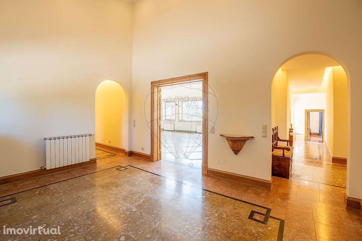 Moradia T6 para venda - Grande imagem: 2/27