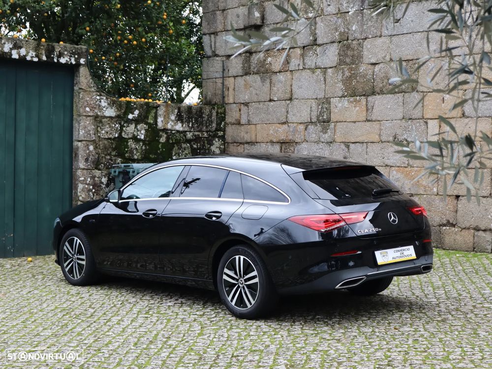 Mercedes-Benz CLA 250 e Shooting Brake Progressive - 2