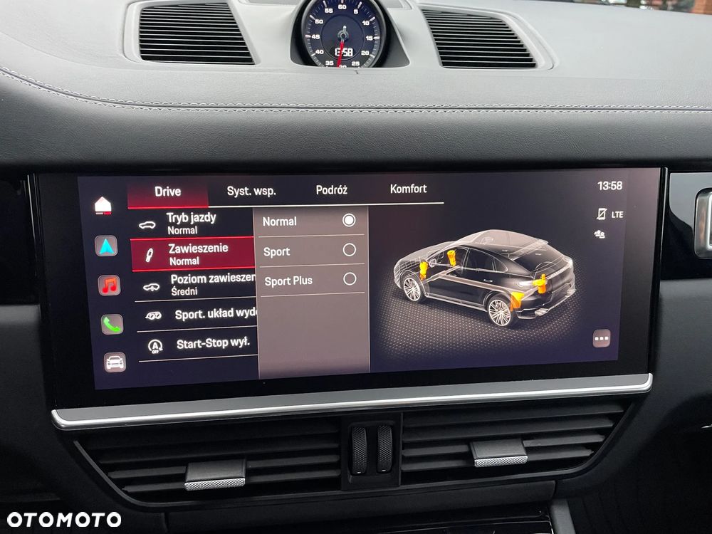 Porsche Cayenne - 32