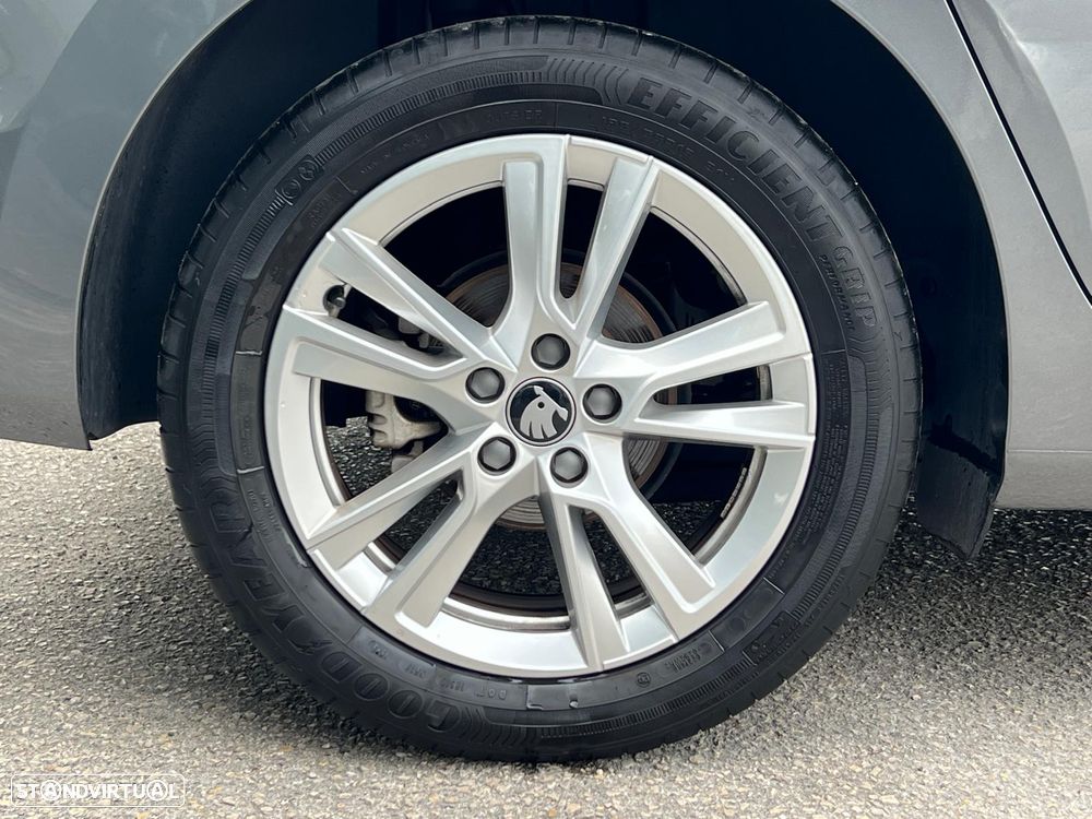 Skoda Fabia 1.0 TSI DSG - 6