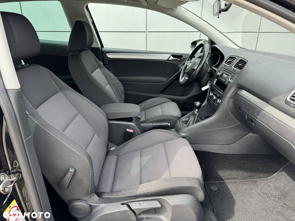 Volkswagen Golf 1.6 Comfortline - 18