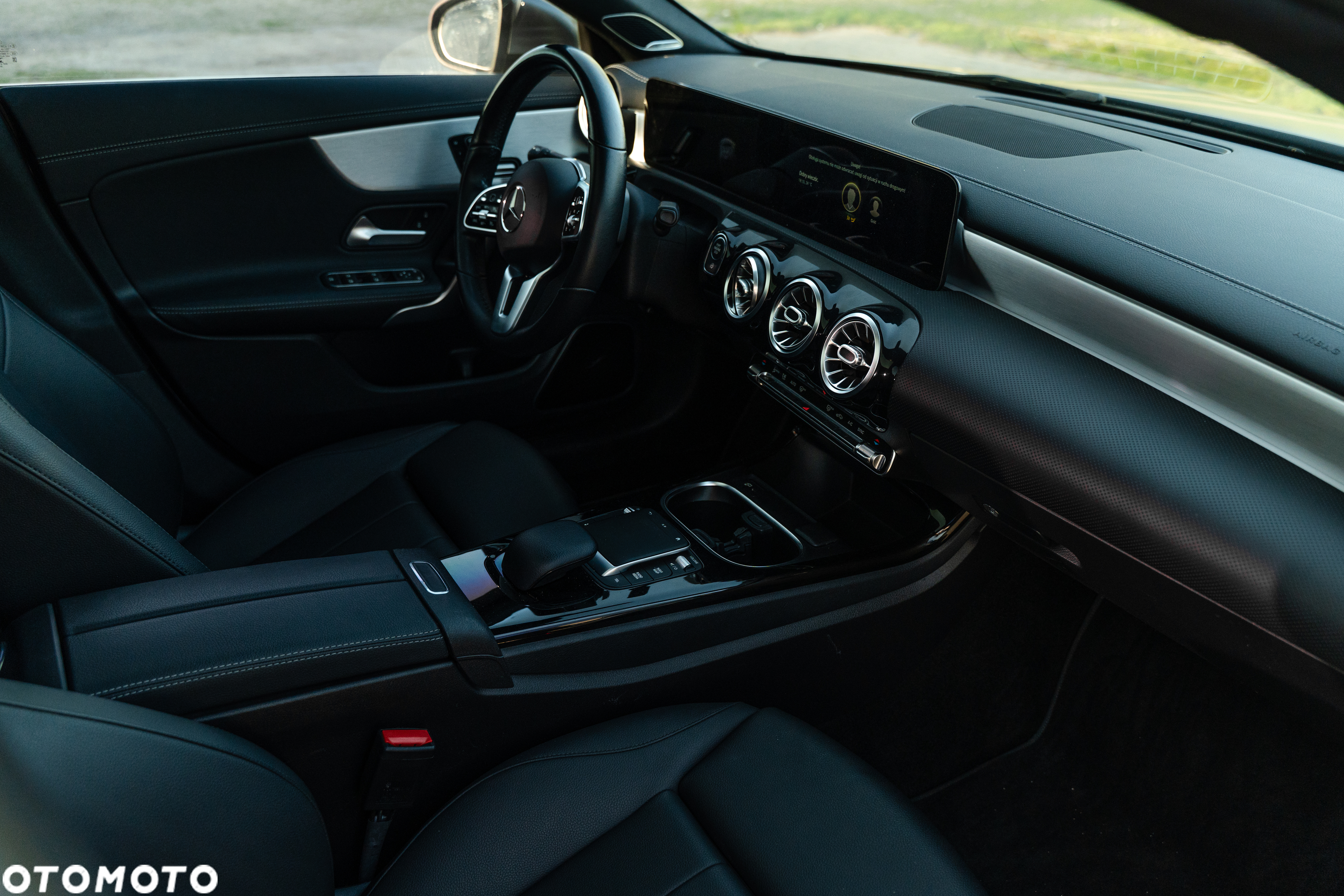 Mercedes-Benz CLA 250 7G-DCT - 7