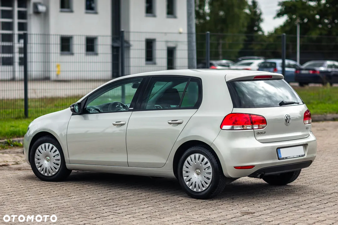 Volkswagen Golf 1.6 TDI DPF Style - 15