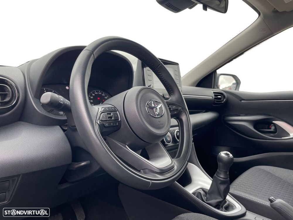 Toyota Yaris 1.0 VVT-i Comfort Plus - 12