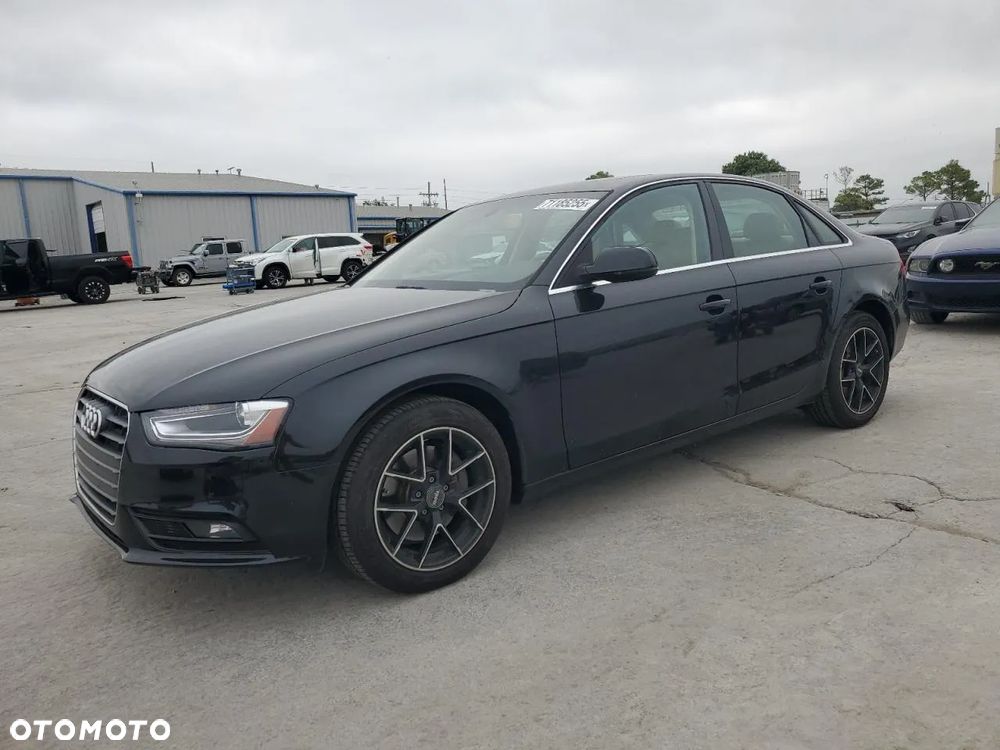 Audi A4 - 1