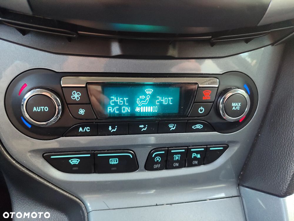 Ford Focus 1.6 EcoBoost Titanium - 9