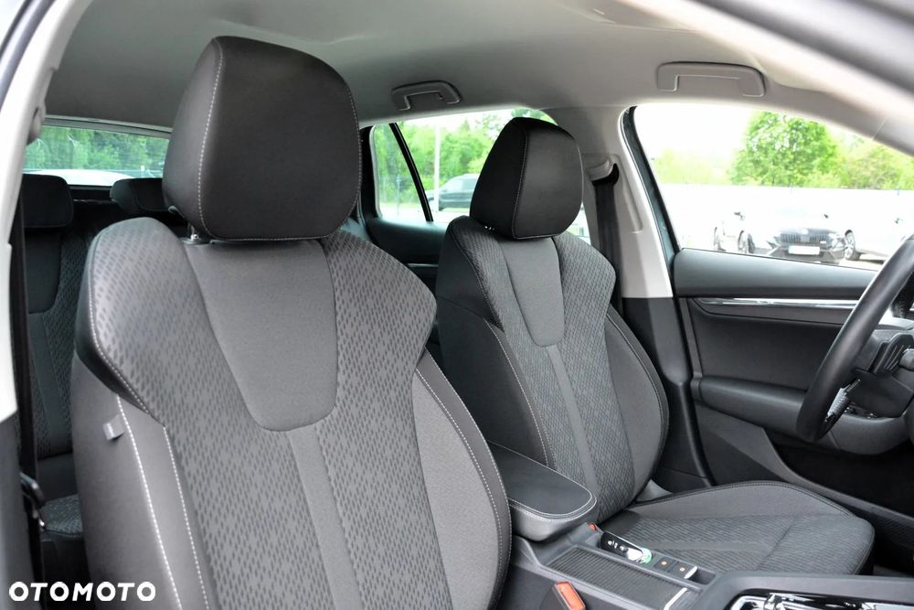 Skoda Octavia 2.0 TDI SCR Style DSG - 16