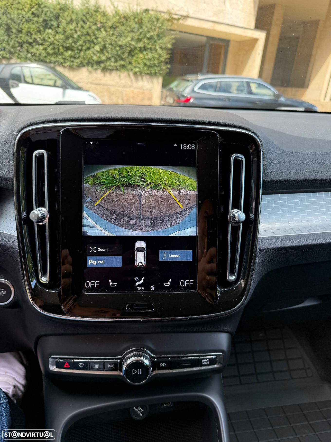 Volvo XC 40 1.5 T2 Momentum Plus - 6