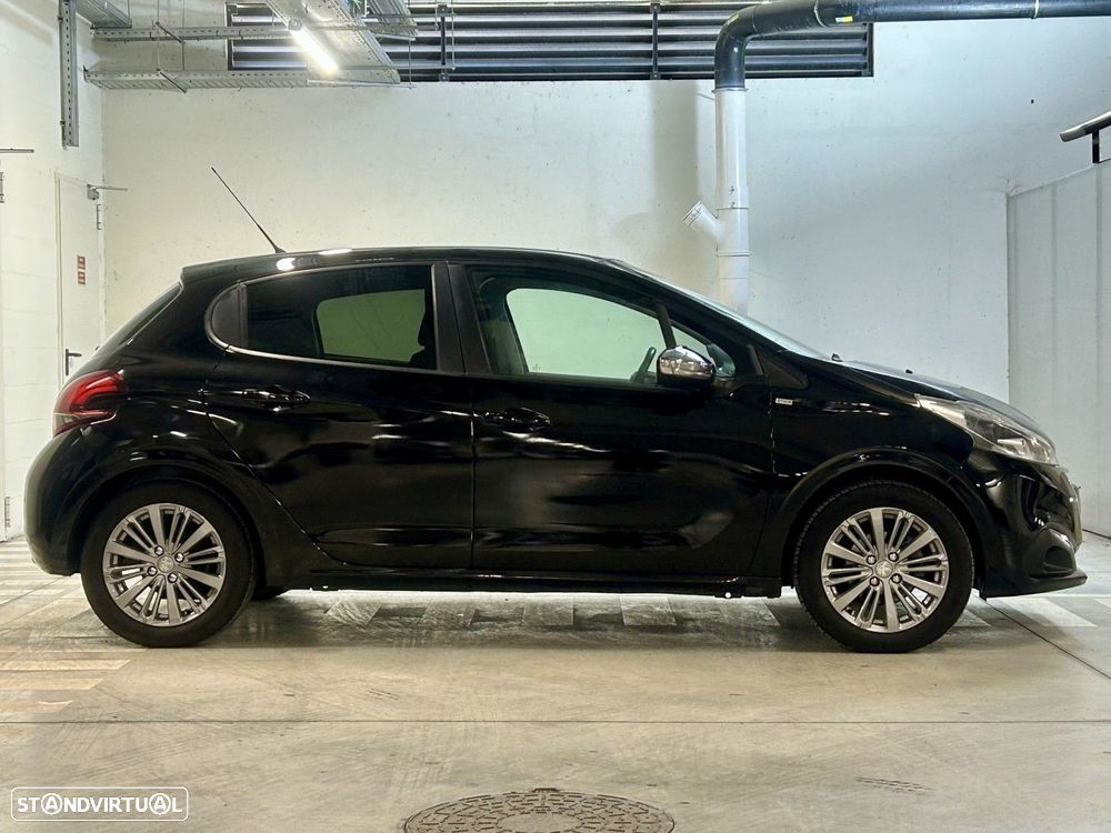 Peugeot 208 1.2 PureTech Style - 7