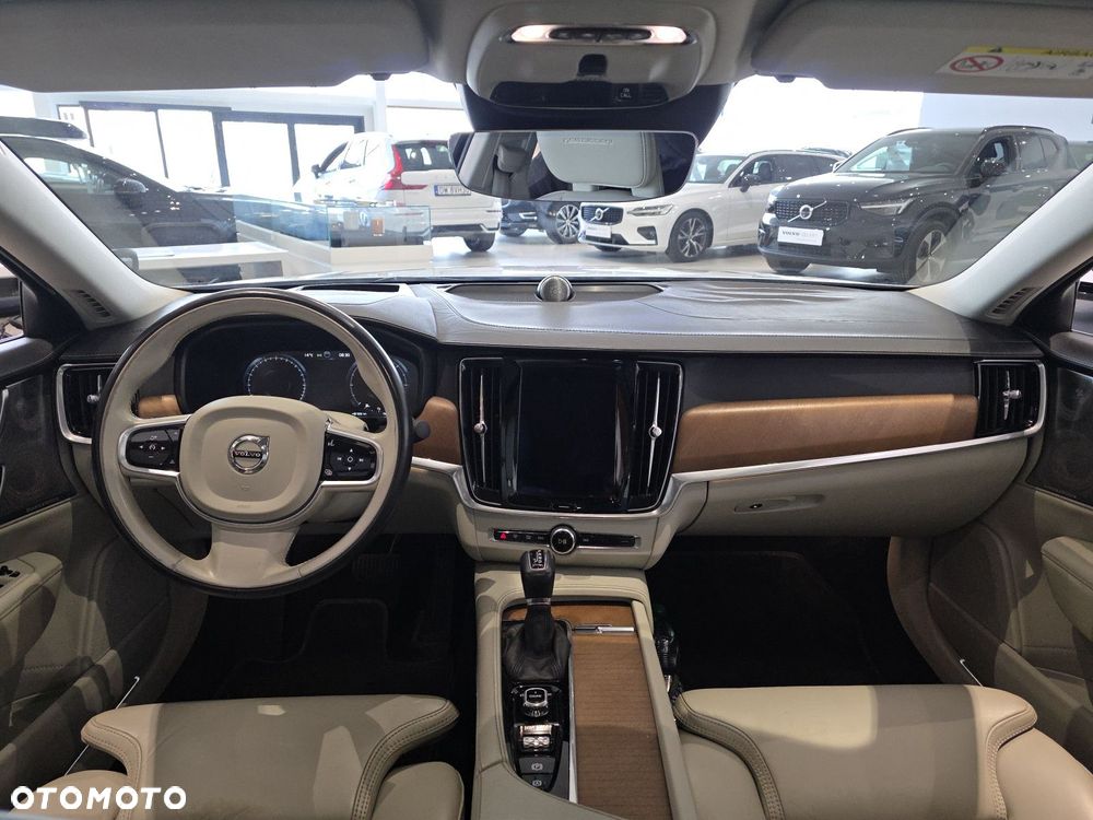 Volvo S90 - 25