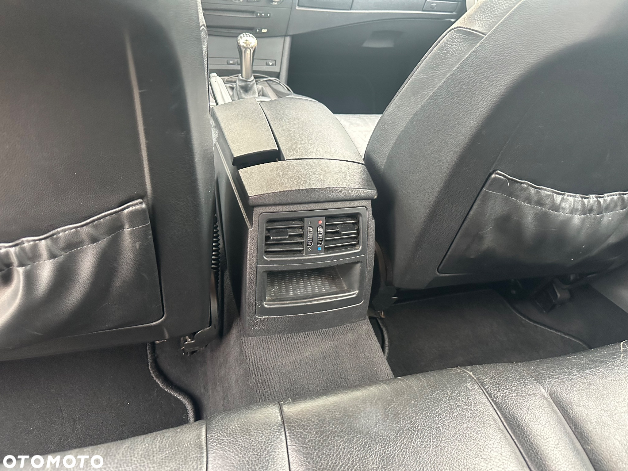 BMW Seria 5 525d Touring - 12