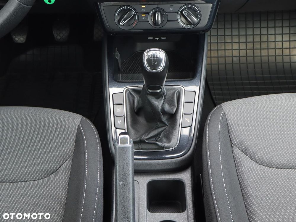 Skoda Fabia 1.0 Ambition - 13