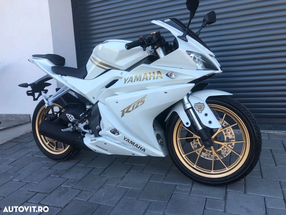 Yamaha YZF-R 125 - 4