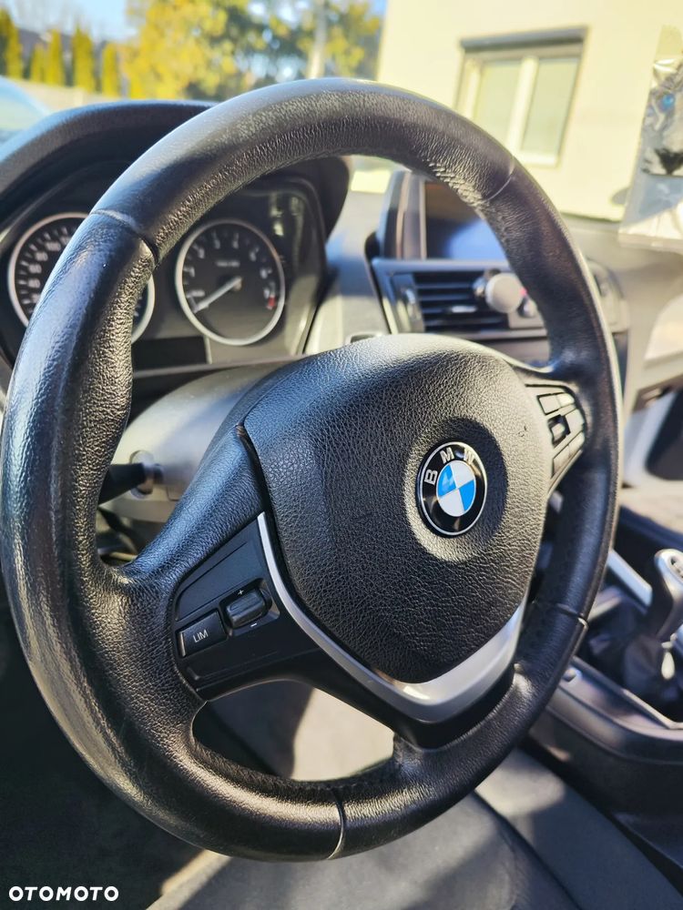 BMW Seria 1 116i - 3