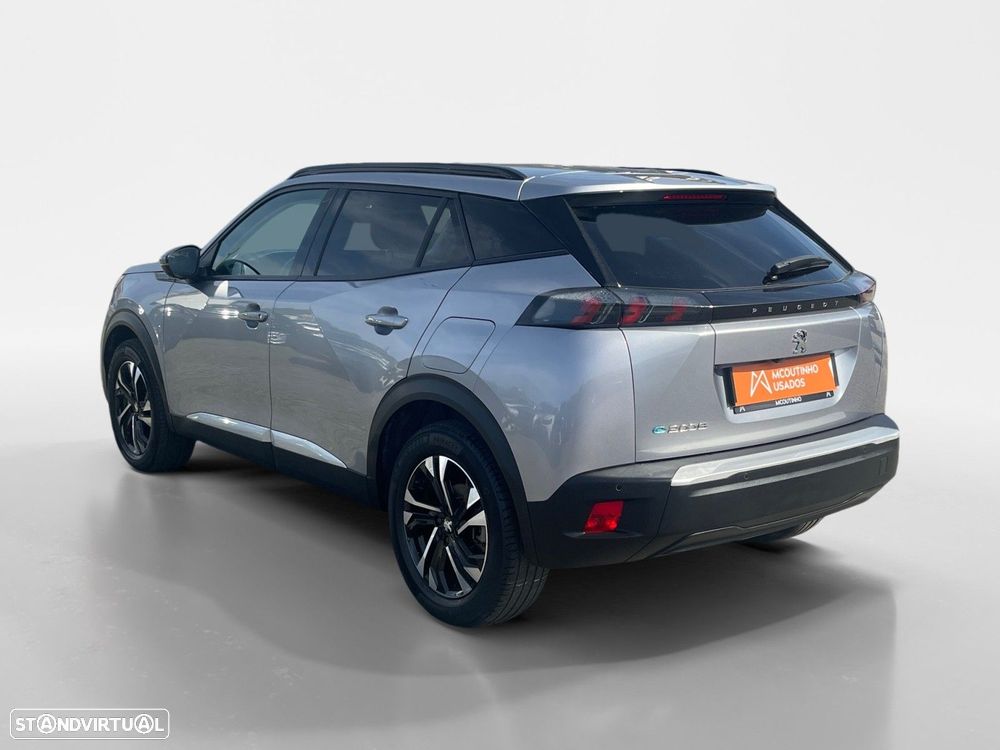 Peugeot e-2008 50 kWh Allure - 3
