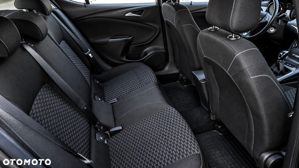 Opel Astra 1.4 T Dynamic - 16