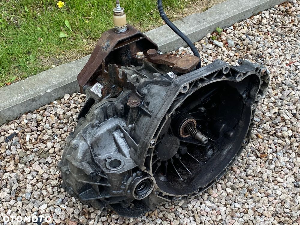 Renault MASTER II 2.5Dci 147KM 97-10 Opel MOVANO Skrzynia biegów PF6014 PF6 8200546204 - 8