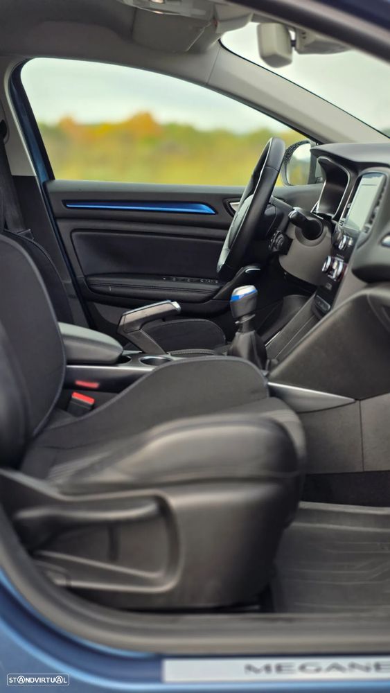 Renault Mégane Sport Tourer 1.5 dCi GT Line - 21