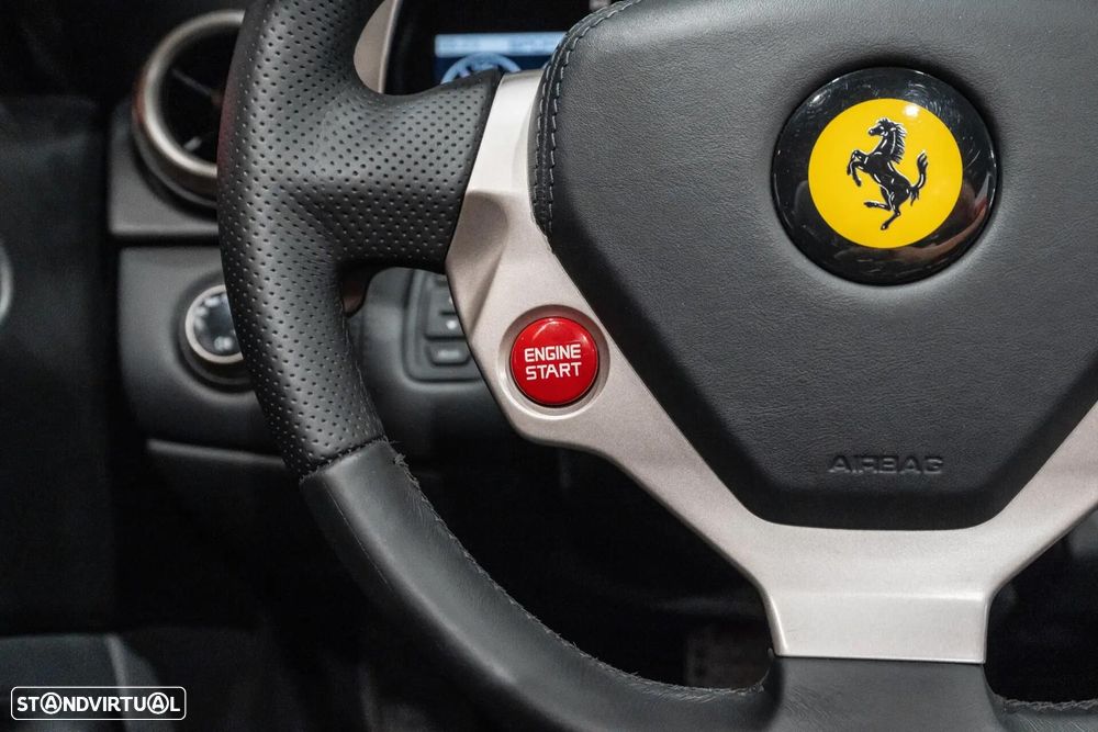 Ferrari California F1 - 12