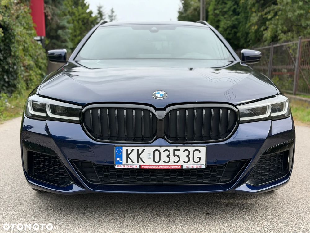 BMW Seria 5 540d xDrive mHEV M Sport sport - 2