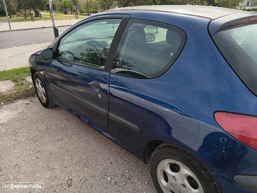 Peugeot 206 1.1 Color Line - 8