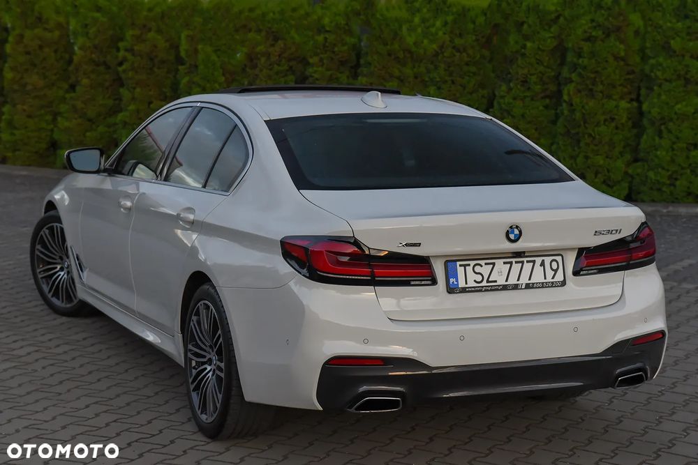 BMW Seria 5 530i xDrive M Sport sport - 9