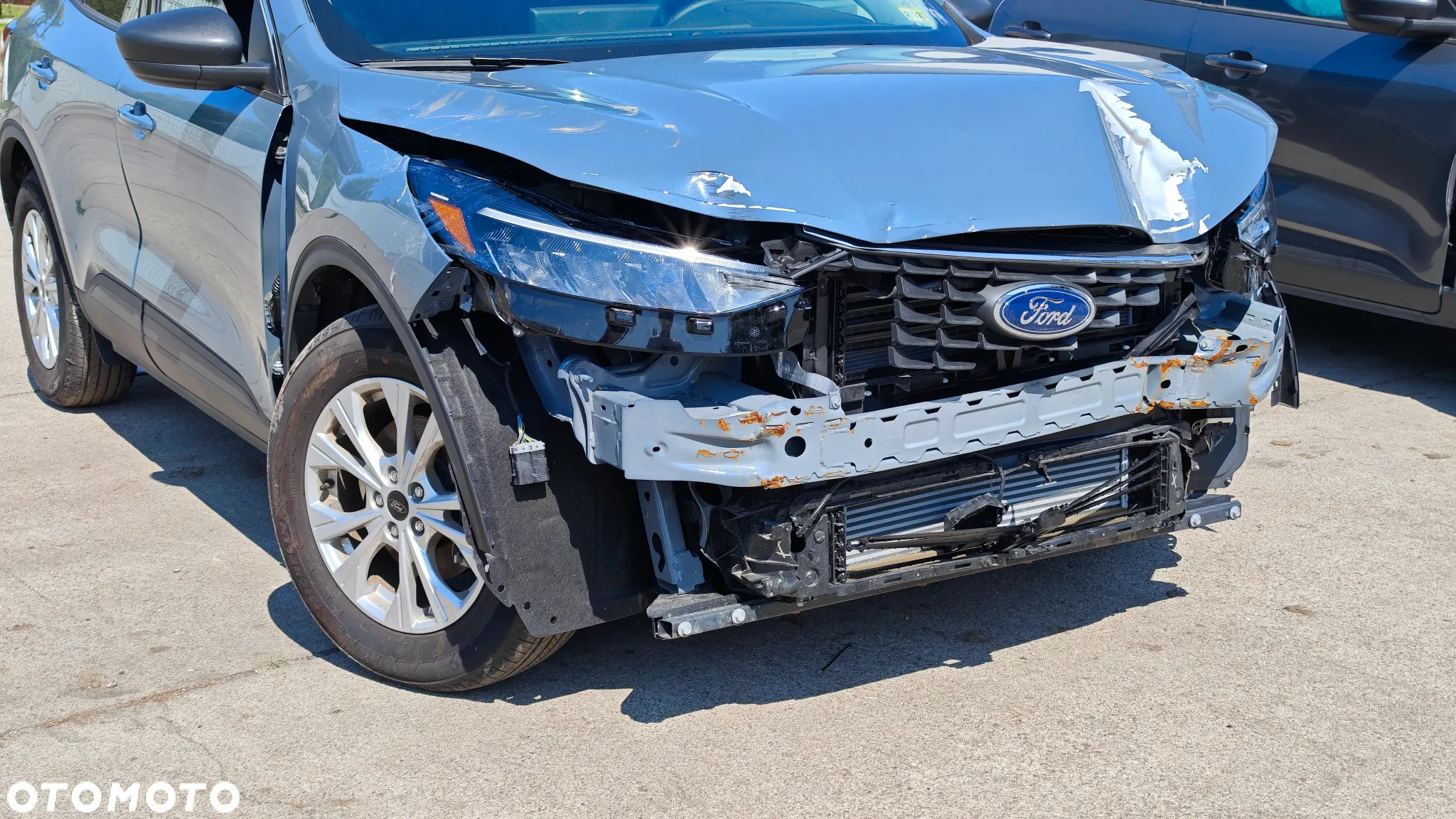Ford Kuga - 3