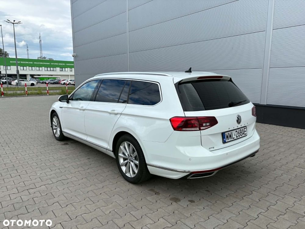 Volkswagen Passat - 6