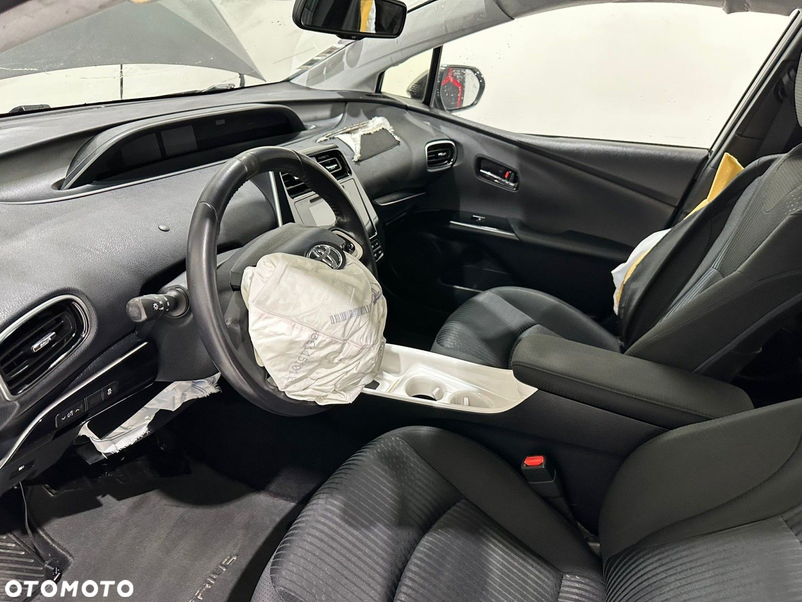 Toyota Prius - 22