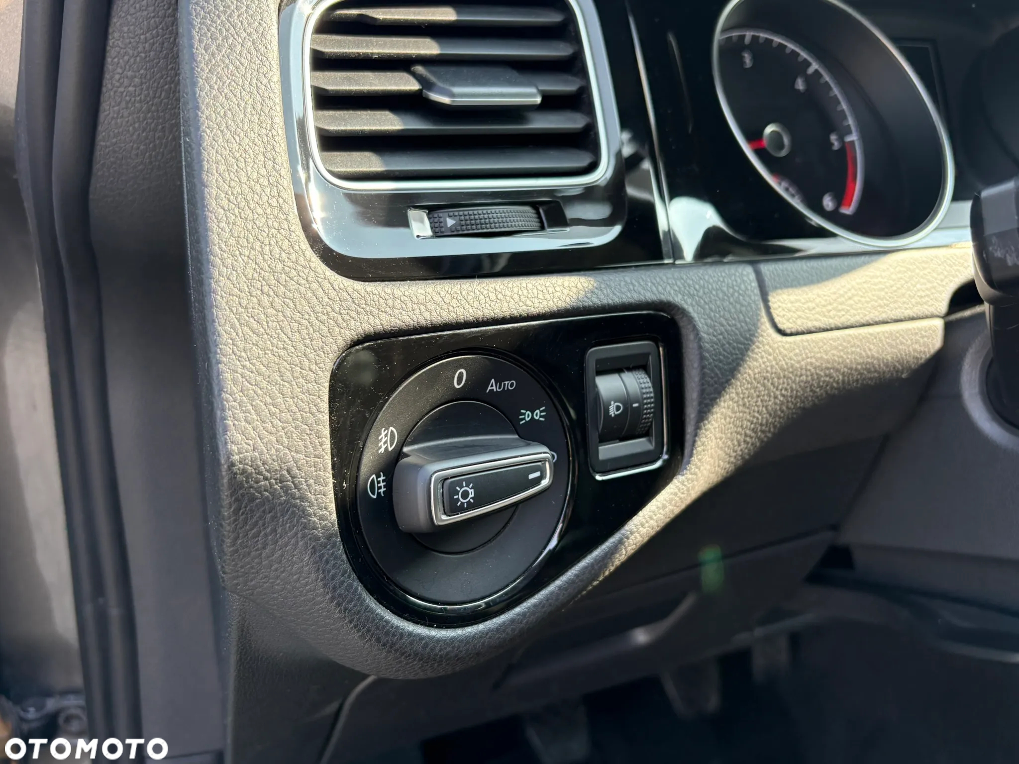 Volkswagen Golf Variant 1.6 TDI BlueMotion Technology Cup - 22