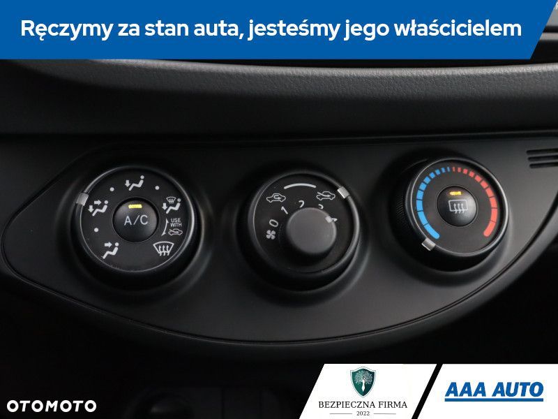 Toyota Yaris - 17