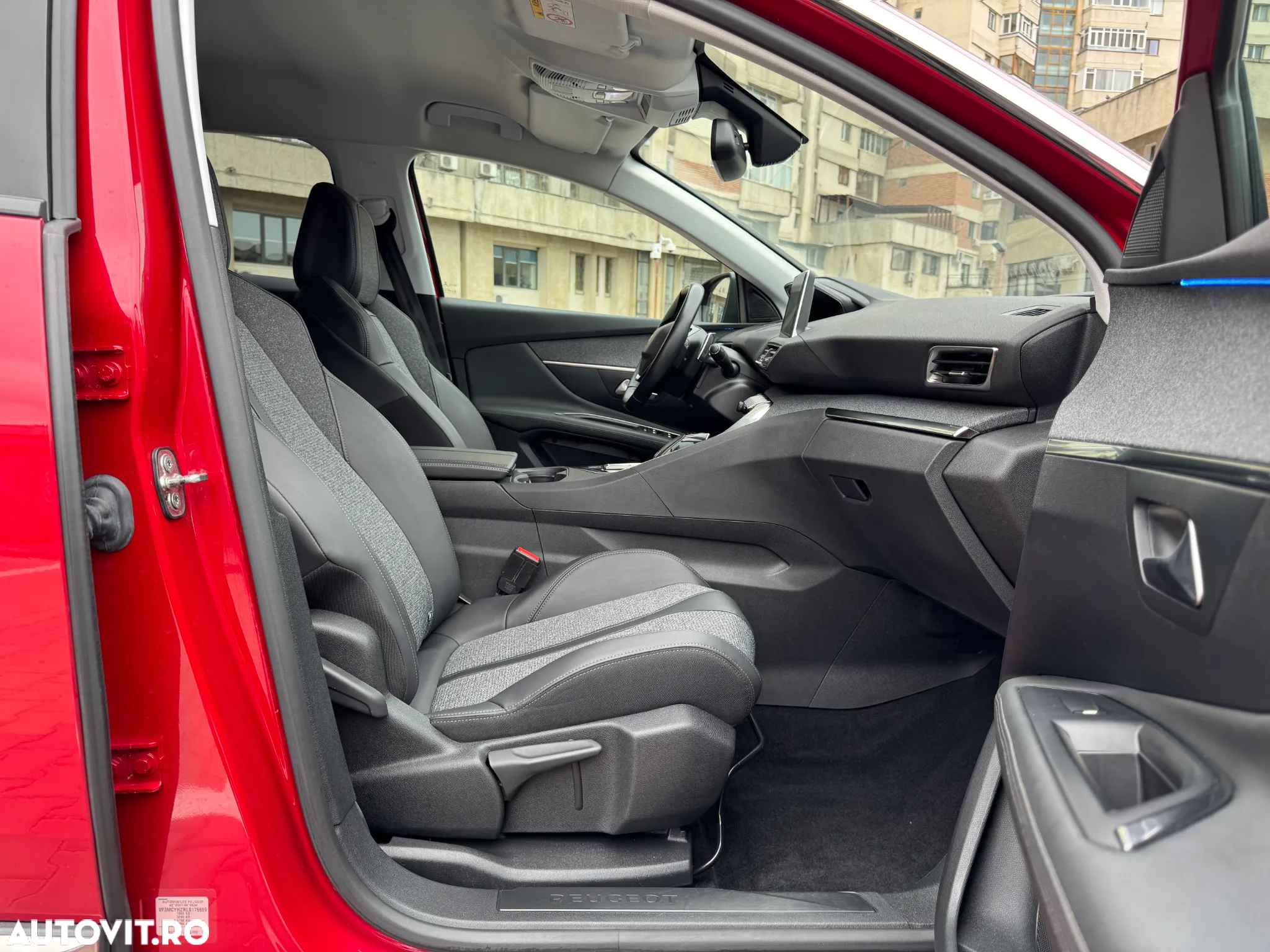 Peugeot 3008 BlueHDi 130 Stop & Start EAT8 Allure Business-Paket - 16