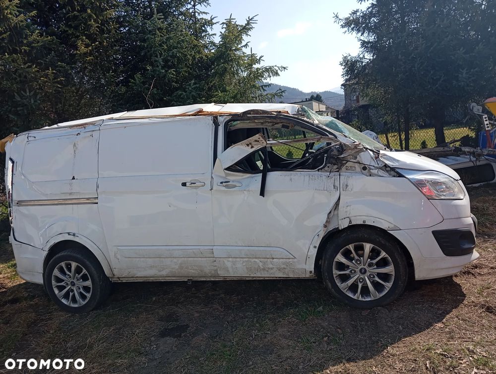 Ford Custom sport - 13