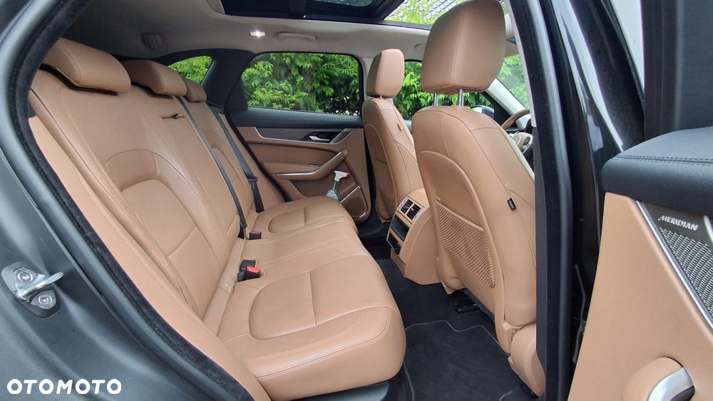 Jaguar F-Pace D200 AWD R-Dynamic SE 90th Anniversary Edition - 34