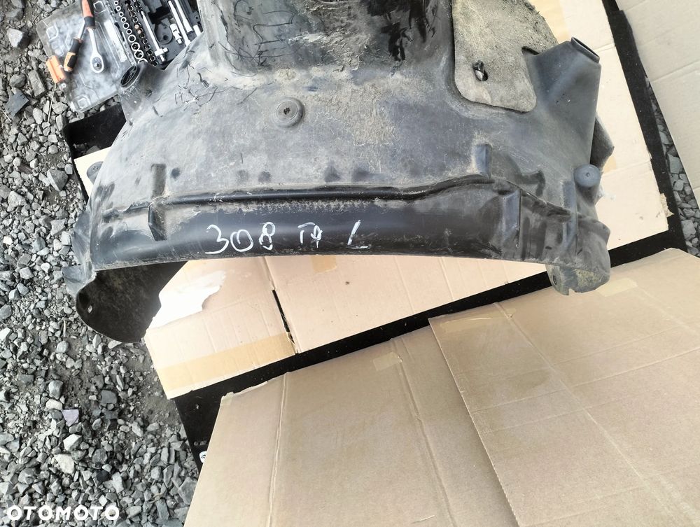 Peugeot 308 t9 lift nadkole przód lewe - 2