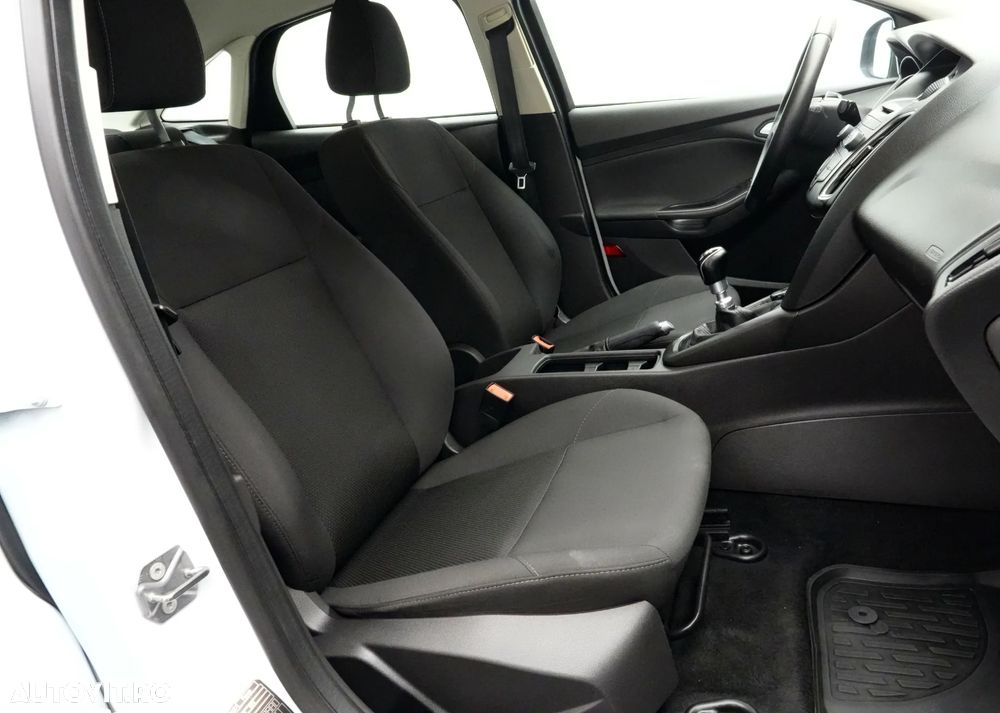 Ford Focus 1.5 EcoBlue Connected - 15