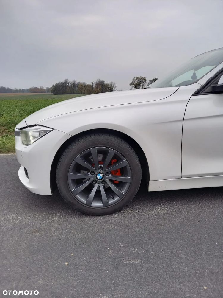 BMW Seria 3 320d Efficient Dynamics - 5