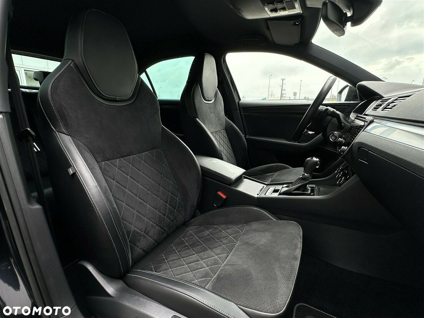 Skoda Superb - 35