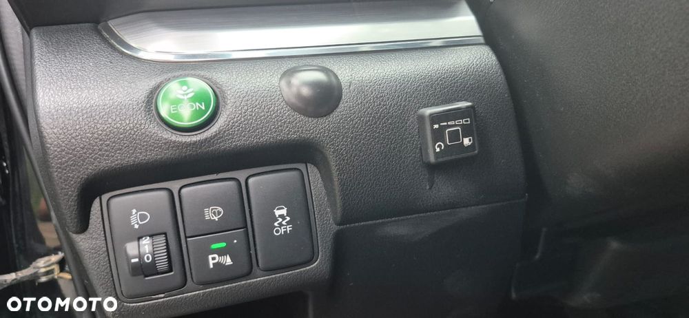 Honda CR-V 2.0i-VTEC 2WD Comfort - 22