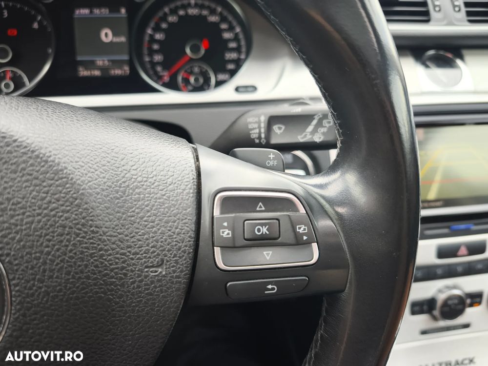 Volkswagen Passat Alltrack 2.0 TDI 4Motion DSG BlueMotion Tec - 28