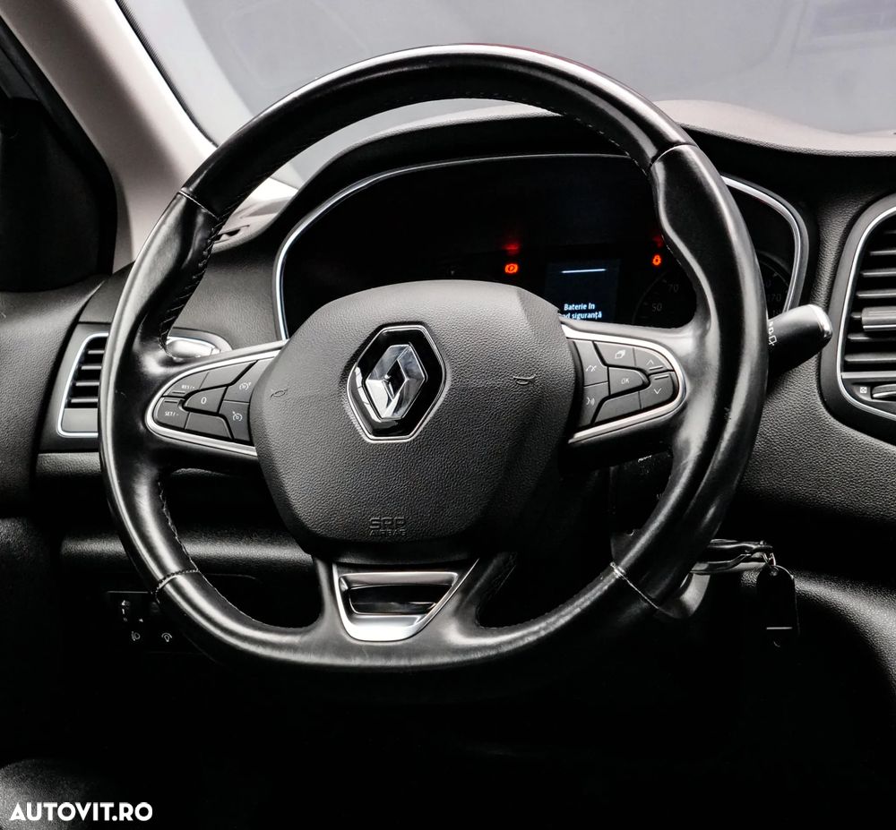 Renault Megane Blue dCi 116 Zen - 17