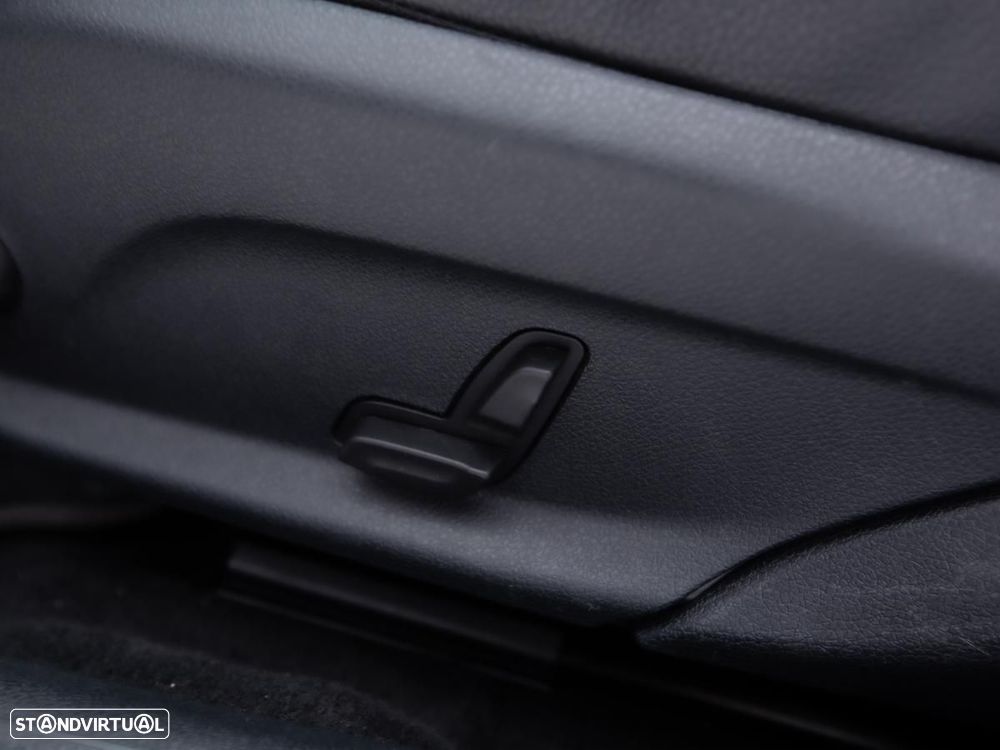 Mercedes-Benz C 300 de AMG Line - 19