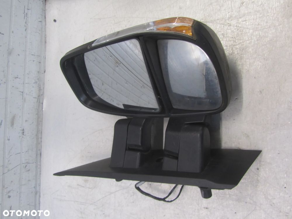 Lusterko Prawy Przód 5 pin +2 pin  Iveco Daily 2014- - 1
