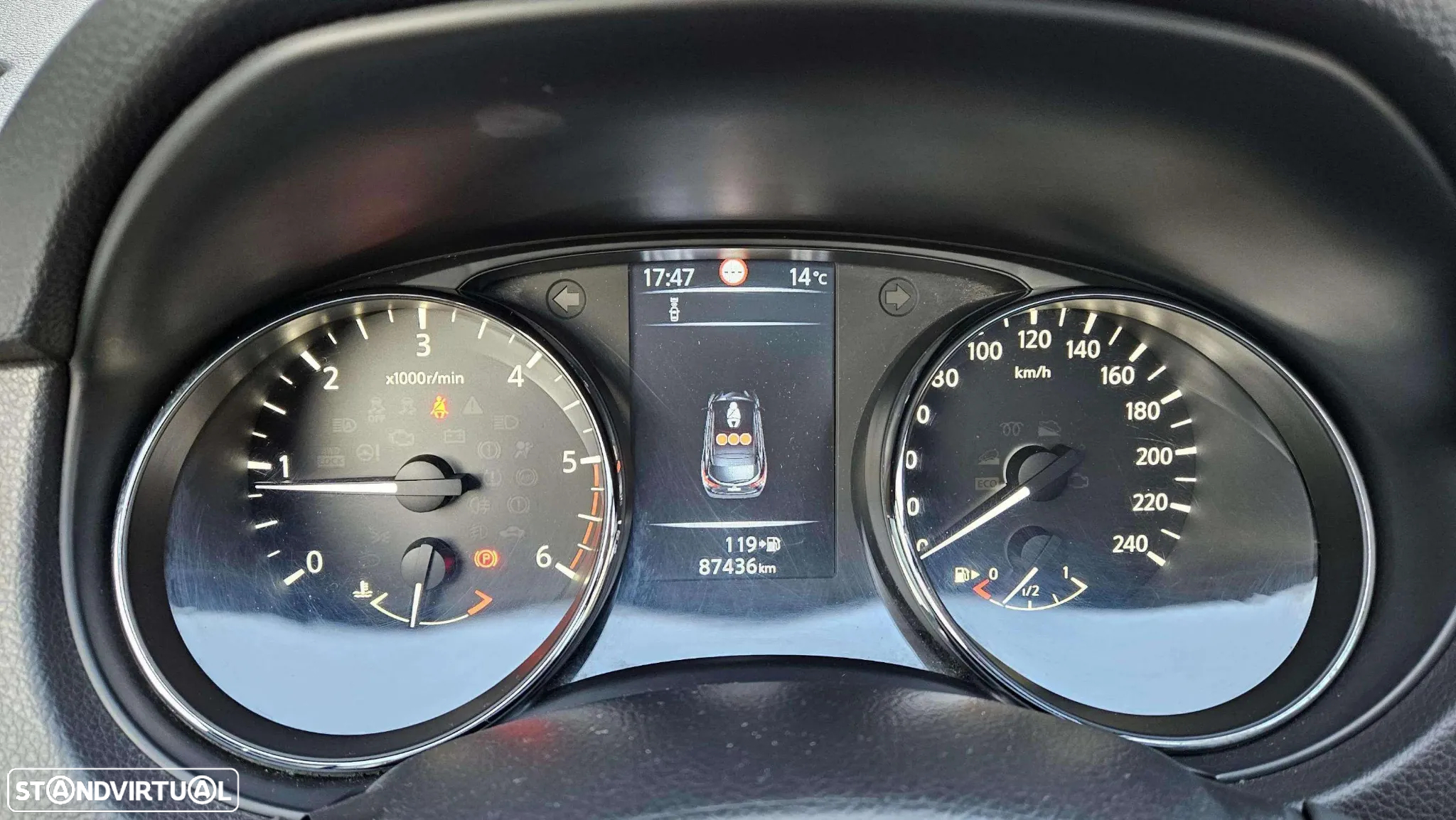 Nissan Qashqai 1.5 dCi Tekna J19 - 26