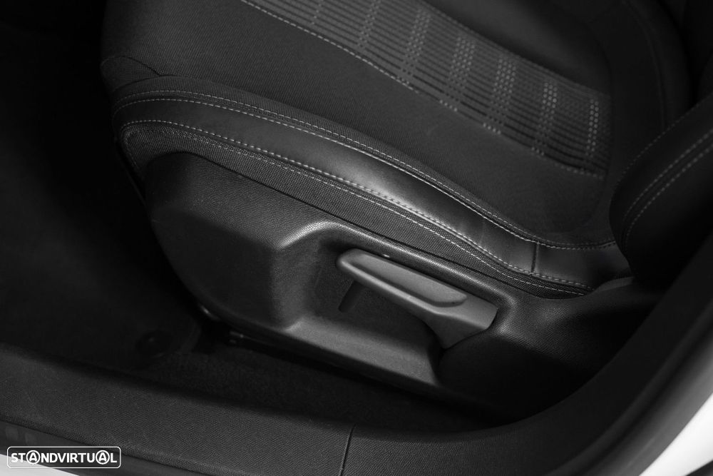 Peugeot 308 SW 1.5 BlueHDi Allure EAT8 - 37