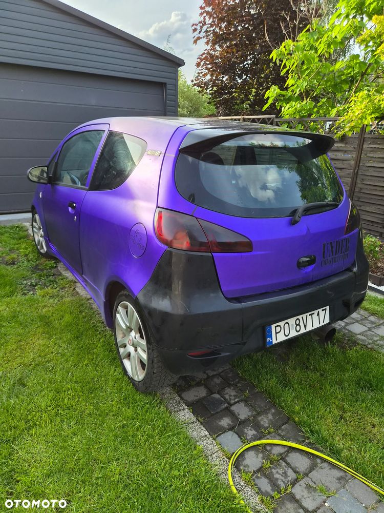 Mitsubishi Colt - 6