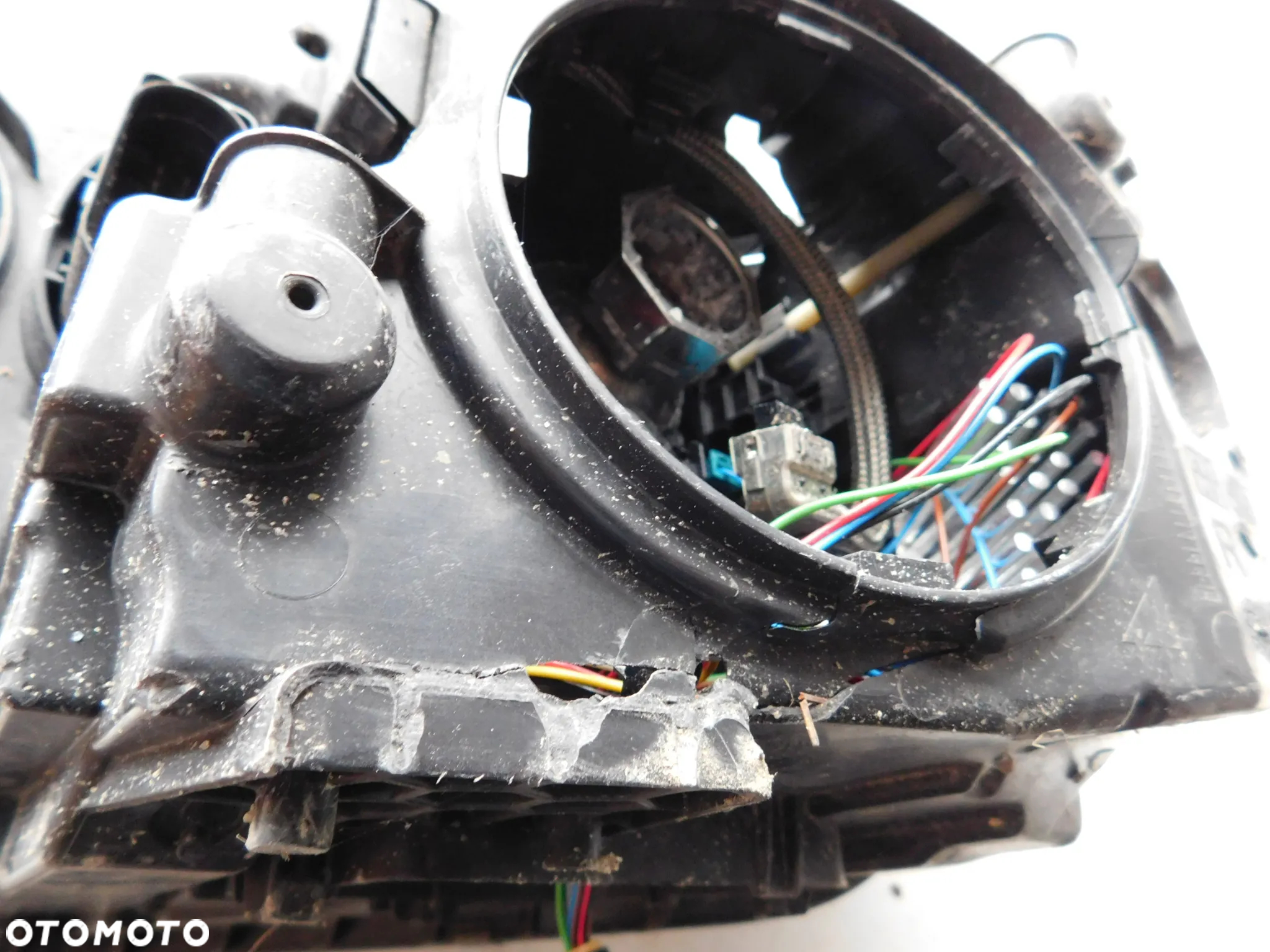lampa prawa przód SKODA OCTAVIA III XENON SKRĘTNY EUROPA - 16
