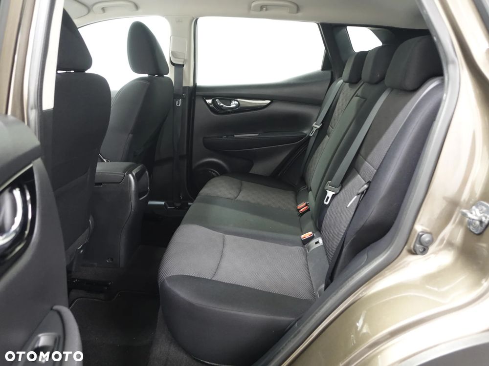 Nissan Qashqai 1.6 DCi ALL-MODE 4x4i N-Connecta - 21