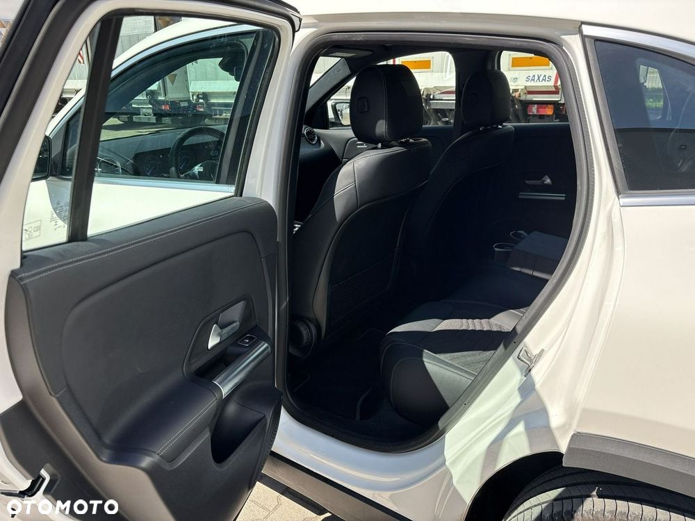 Mercedes-Benz EQA 250+ 70.5kWh Progressive - 15